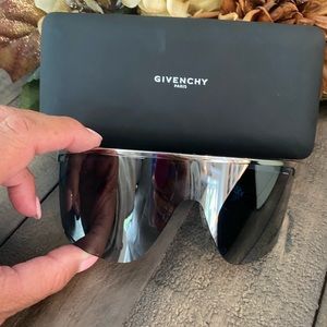 Givenchy Shield mirrored Sunglasses